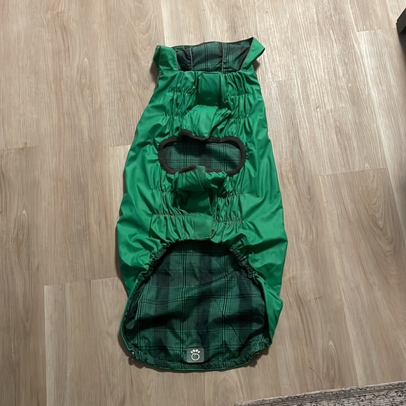 Reversible Dog Rain Coat - Picture 3 of 4